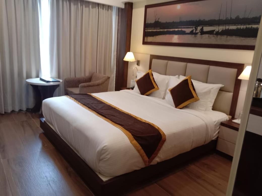Hotel Rimi International Agartala Exterior photo