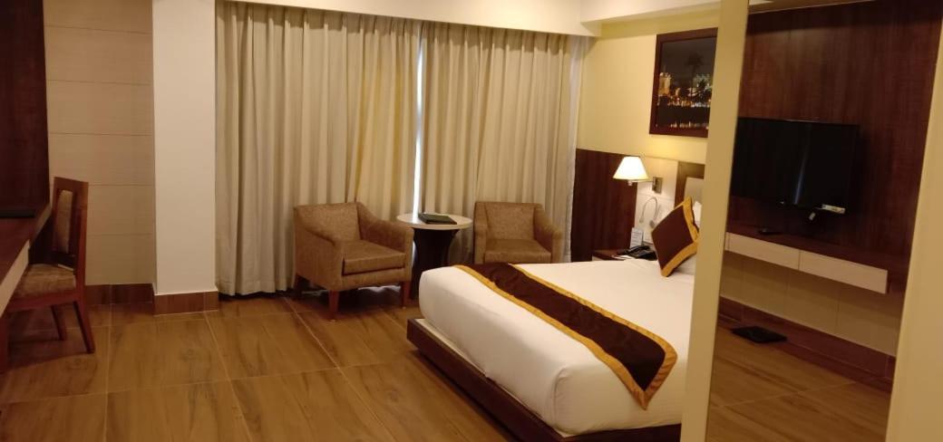Hotel Rimi International Agartala Exterior photo